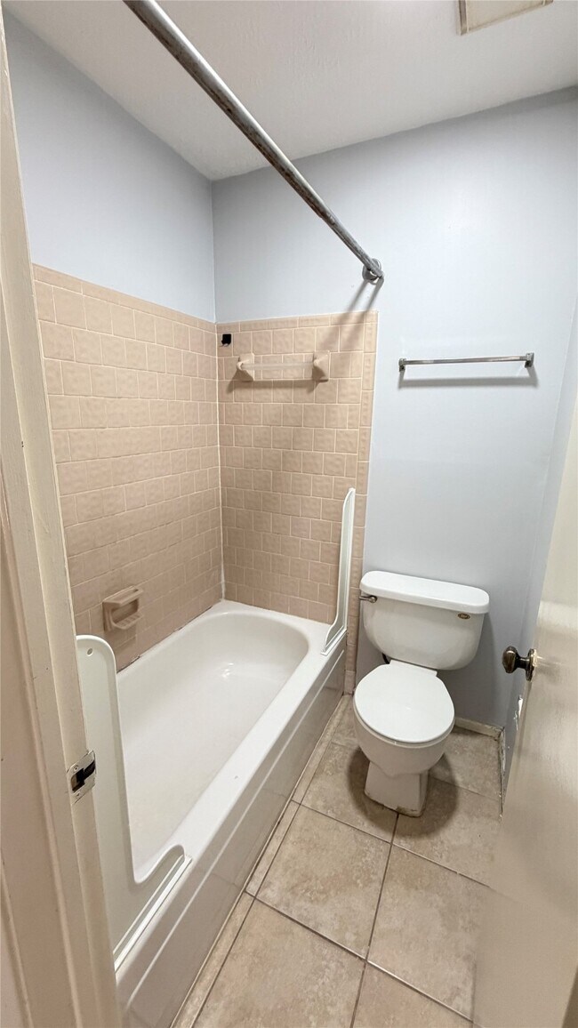 Building Photo - 15911 Alta Mar Dr