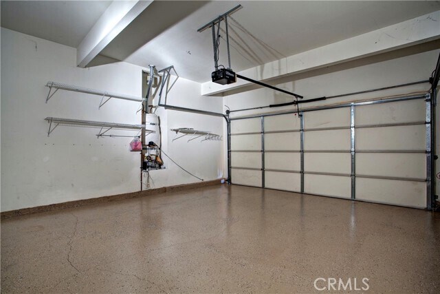Building Photo - 9 Flintridge Ave