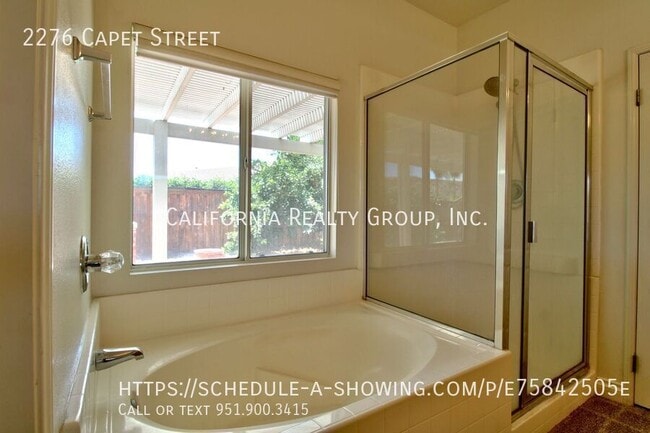 Building Photo - 2276 Capet St
