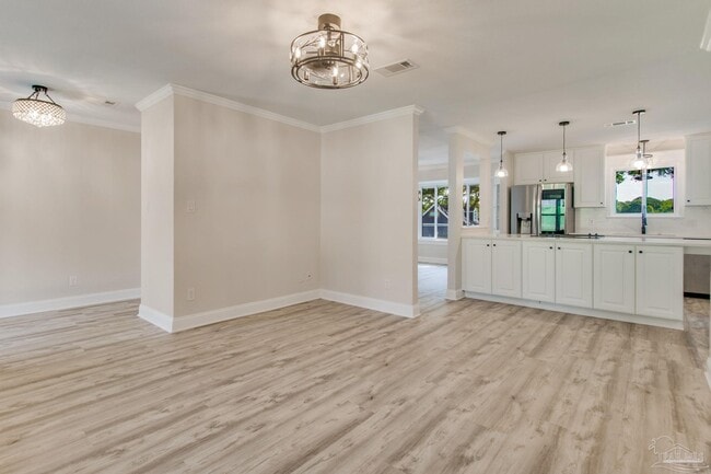 Building Photo - 5894 W Shore Dr