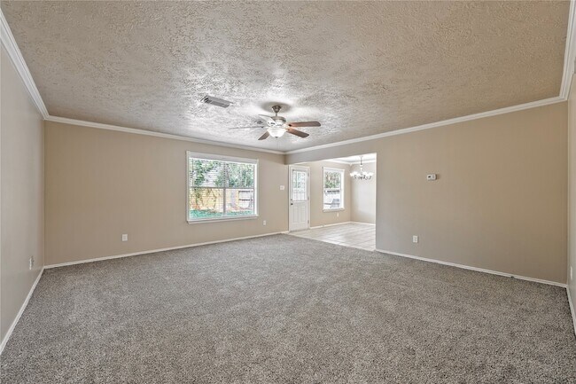 Building Photo - 2627 Autumn Springs Ln