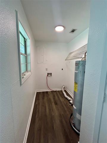 Building Photo - 206 W King St