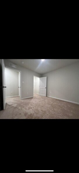 Building Photo - 75 Citrus Dr