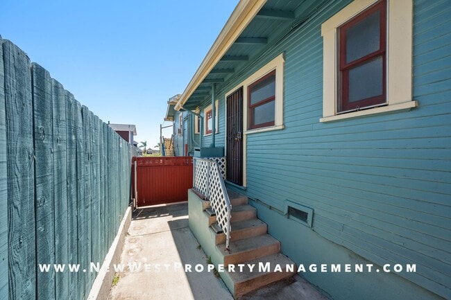 Building Photo - Charming Sherman Heights 2-Bedroom, Available Now!