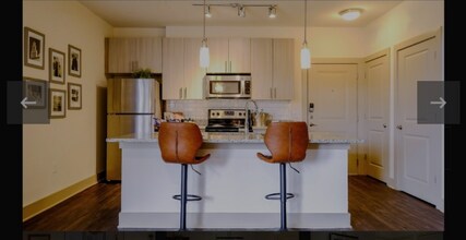 Building Photo - 755 Braves Ave