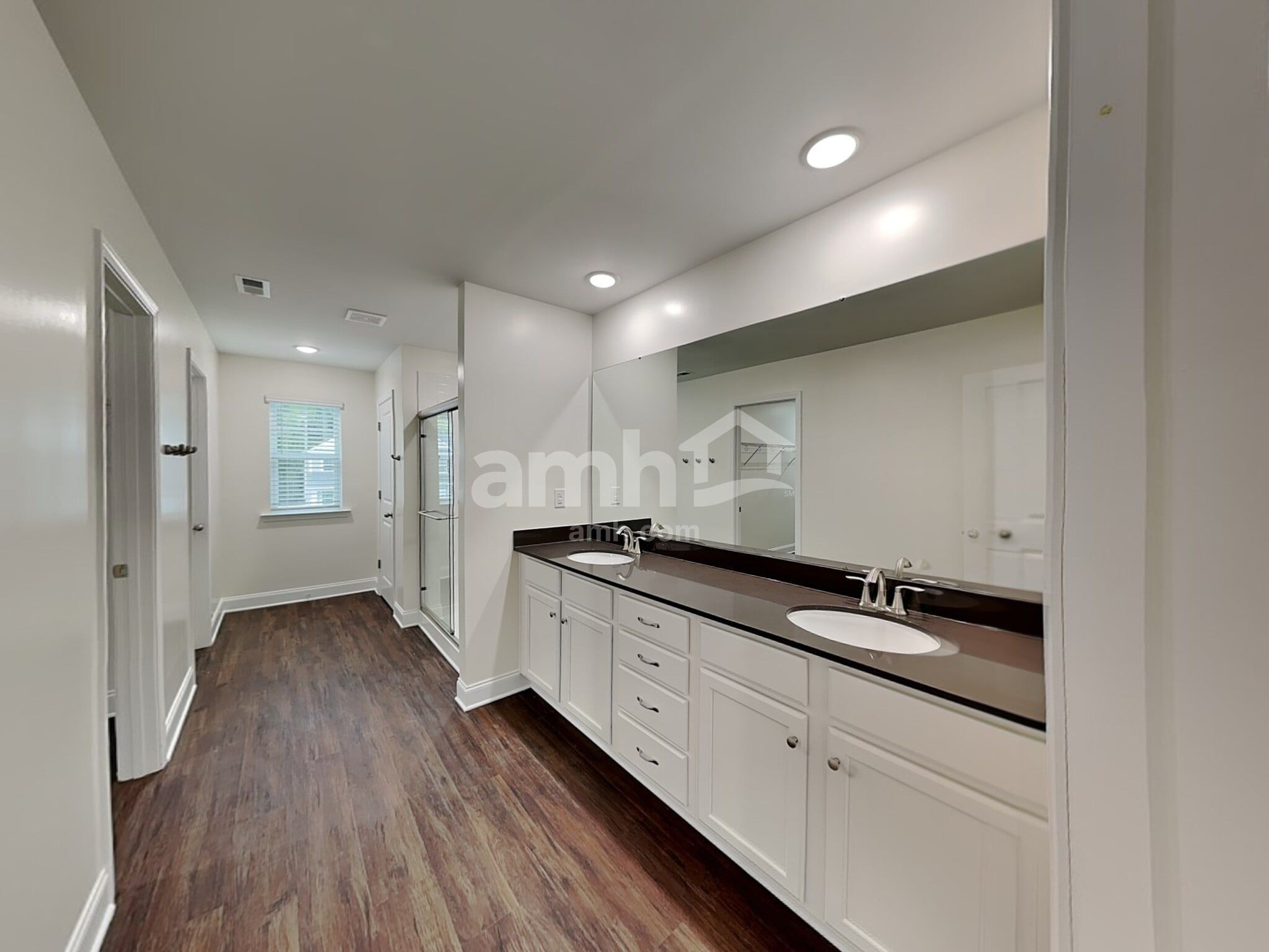Building Photo - 9510 Riverbend Village Dr