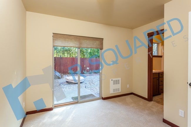 Building Photo - 14314 Stone Ave N