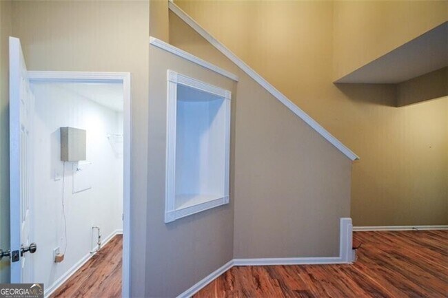 Building Photo - 1781 Waterside Dr