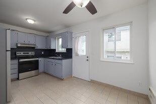 Interior Photo - 20 N Taylor Condos