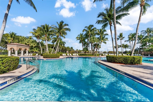 Building Photo - 15580 SW 49th Ct