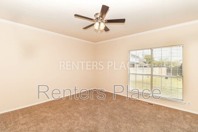 Building Photo - 9209 S 73rd E Ave