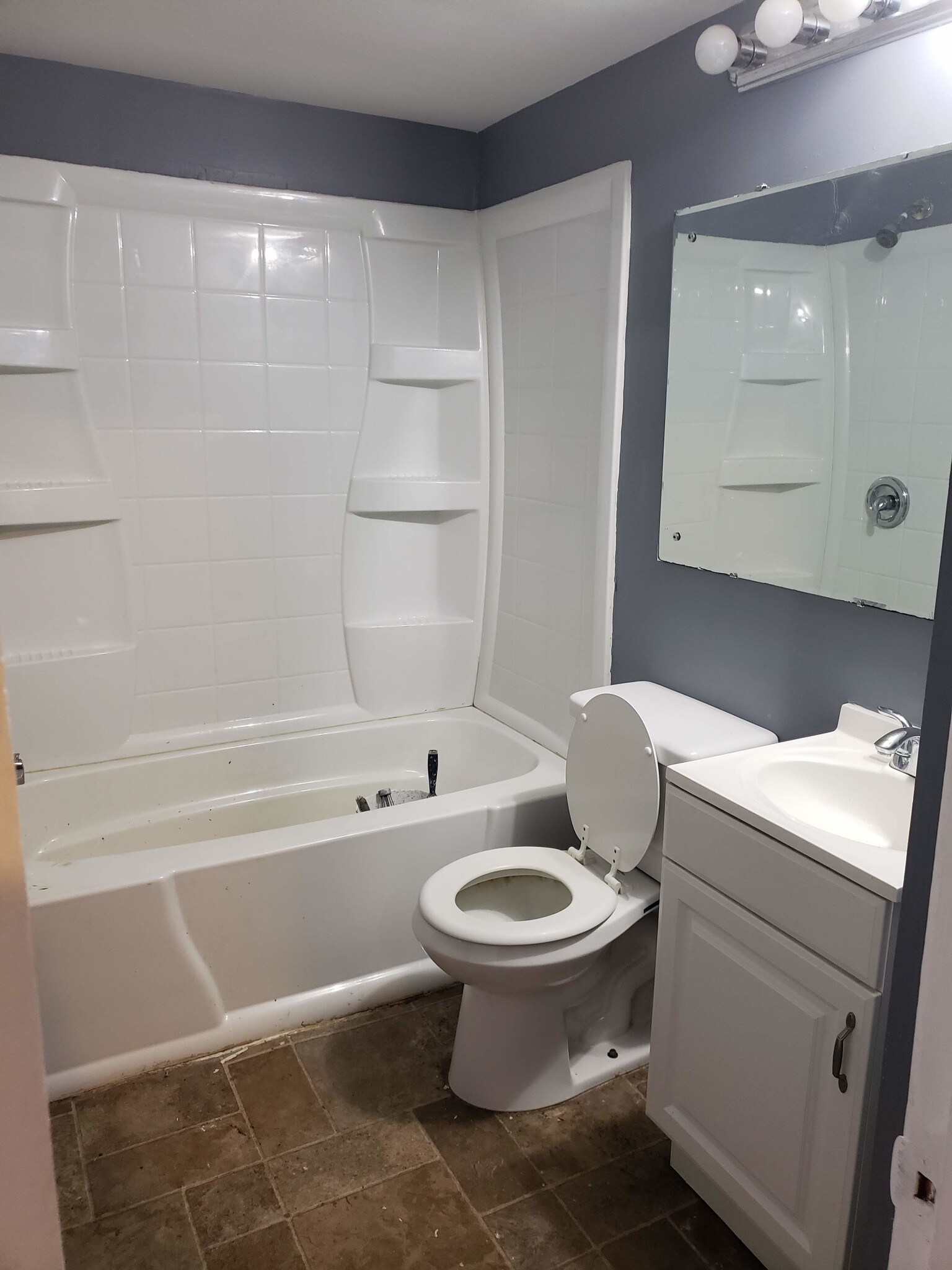 Building Photo - 120 S Graham St