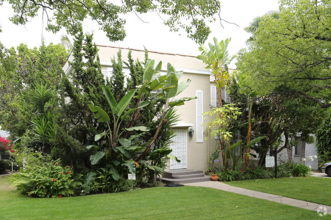 Primary Photo - 416 N Maple Dr
