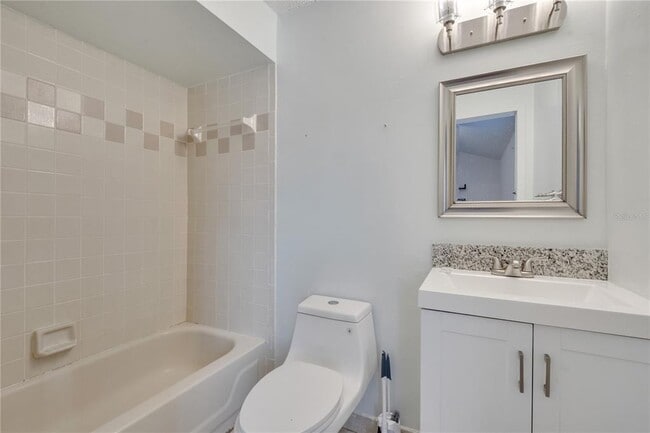 Building Photo - 9426 Lake Lotta Cir