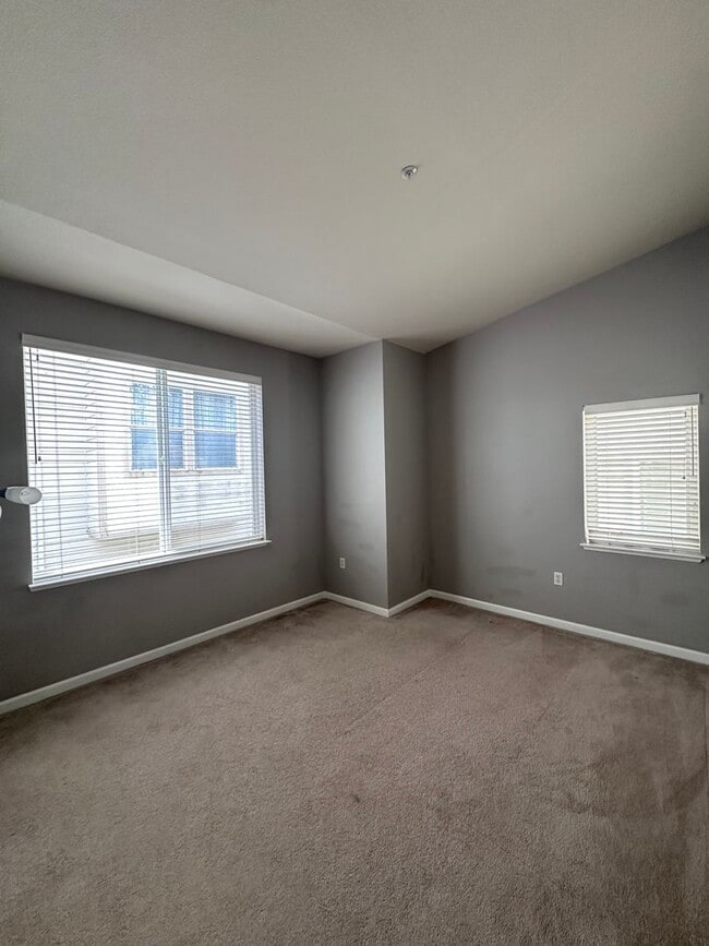 Building Photo - $5,500/month – Spacious Daly City Home for Rent