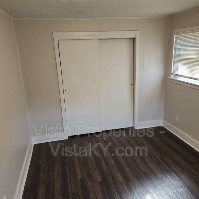 Building Photo - 4816 Andalusia Ln