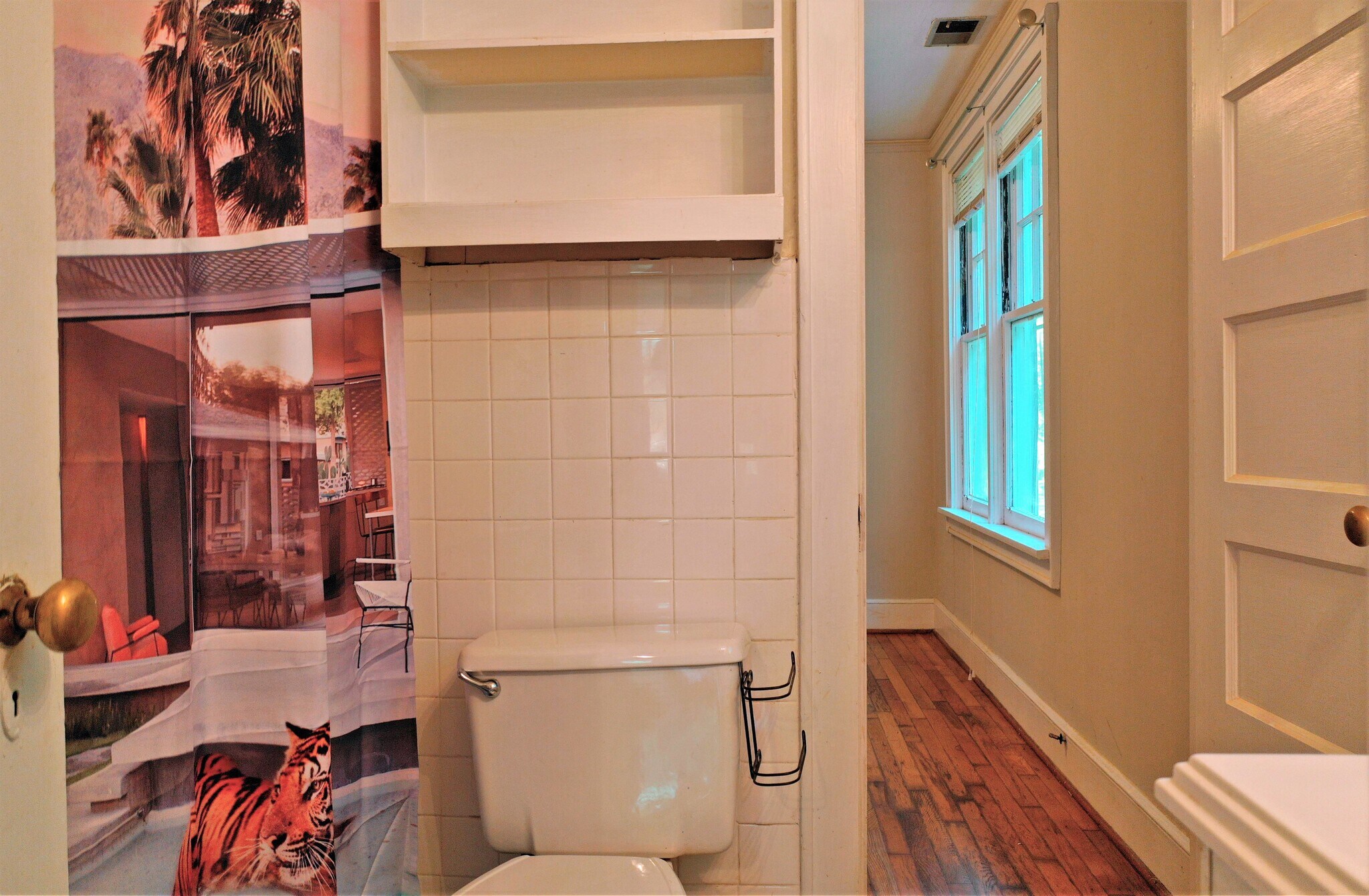 Building Photo - 120 S Harden St