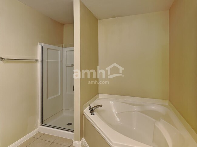Building Photo - 101 Eider Dr