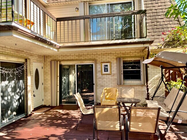 Primary Photo - 8115 SW 24th St