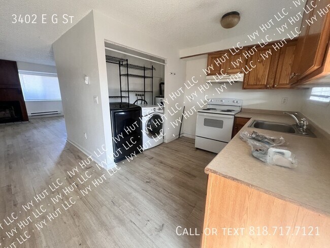 Building Photo - 3402 E G St