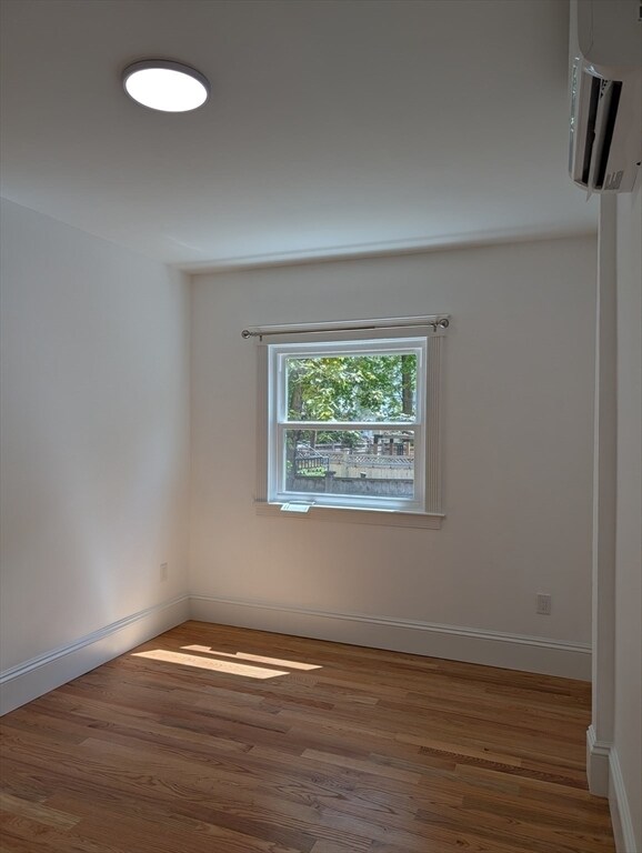 Building Photo - 56 Bakersfield St