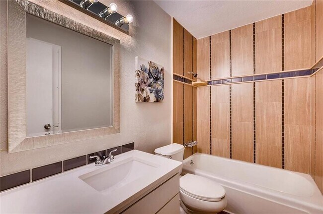 Building Photo - 9407 Quail Meadow Dr