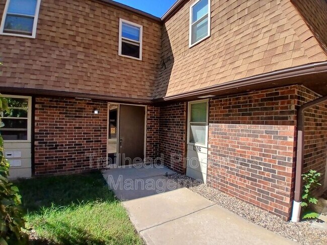 Building Photo - 1302 T C Rd