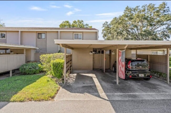 Building Photo - 8626 Cattail Dr