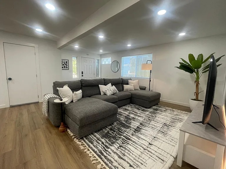 Building Photo - 3730 SW 99th St