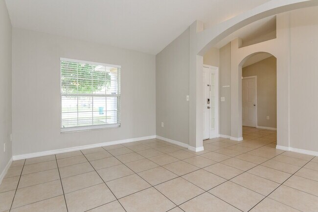 Building Photo - 803 Halifax Dr