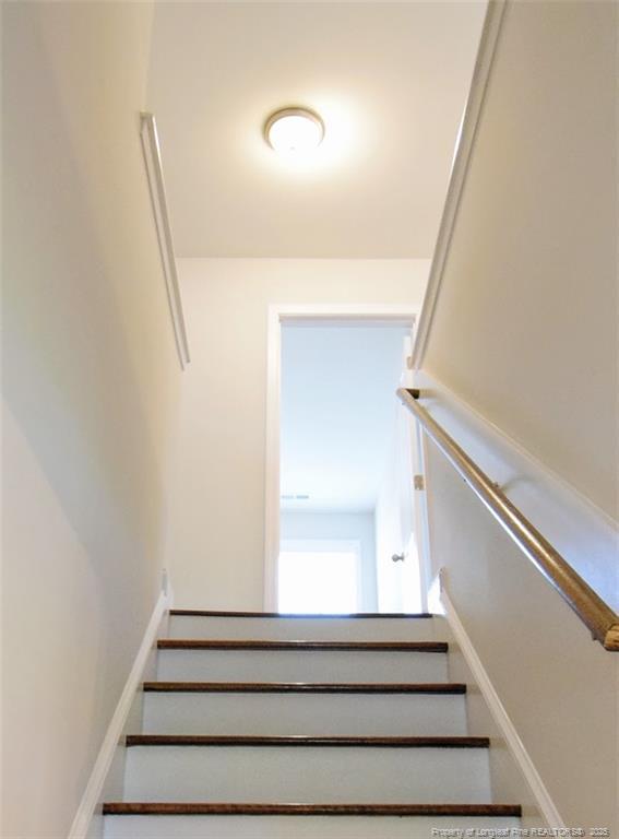 Building Photo - 138 Cromwell Ct