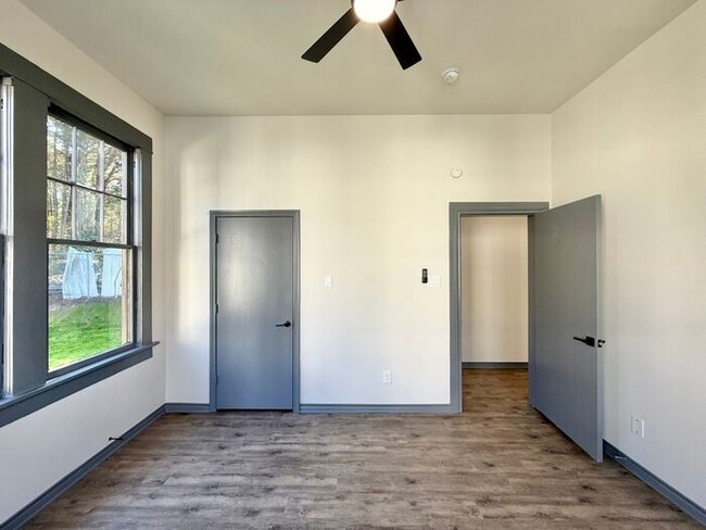 Building Photo - Beautiful 3-Bedroom, 1-Bath Home with Modern Updates!