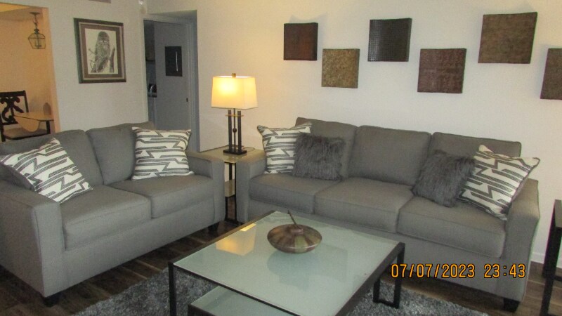 Primary Photo - 2699 Pine Ridge Way E