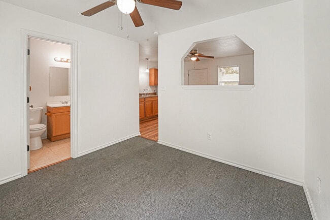 Building Photo - 720 Pritchett Ln