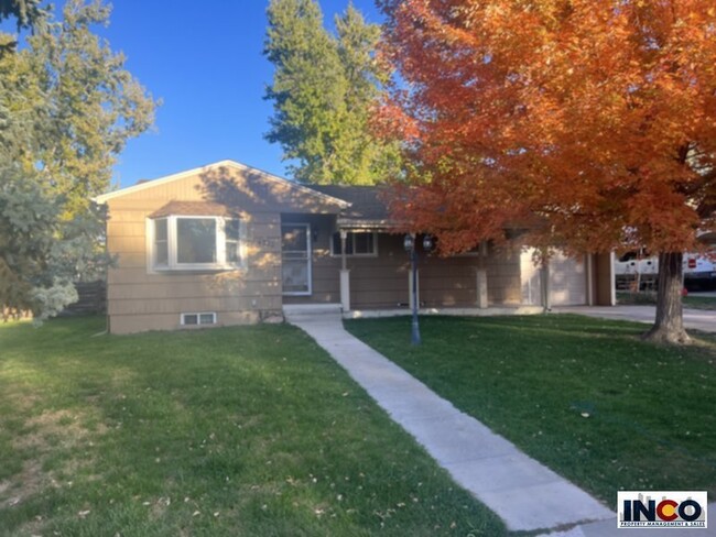 Primary Photo - Beautiful Ranch Home in Englewood!