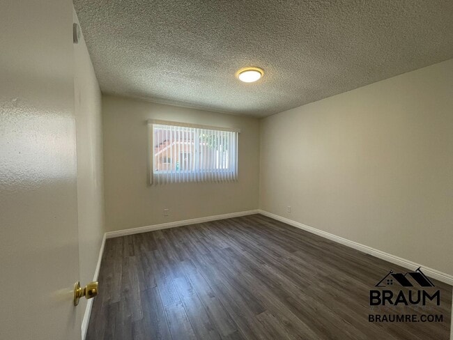 Building Photo - 19405 Haynes St