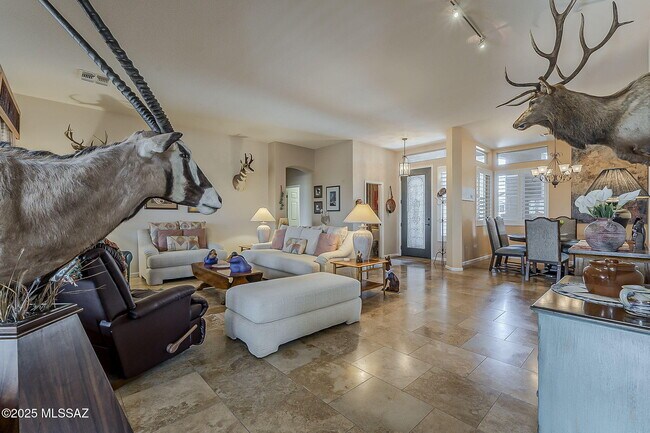 Building Photo - 65473 E Rose Ridge Dr