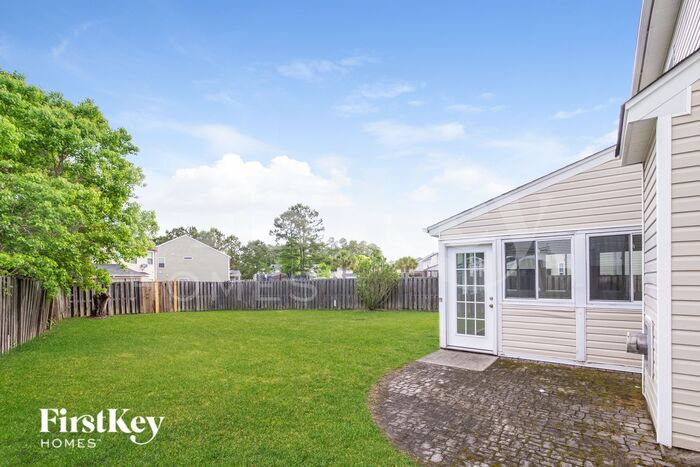 Building Photo - 3354 Kirkwall Dr