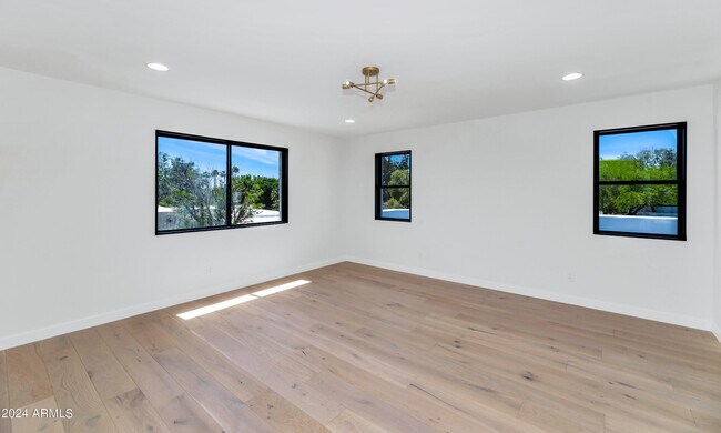 Building Photo - 4350 N jokake Dr