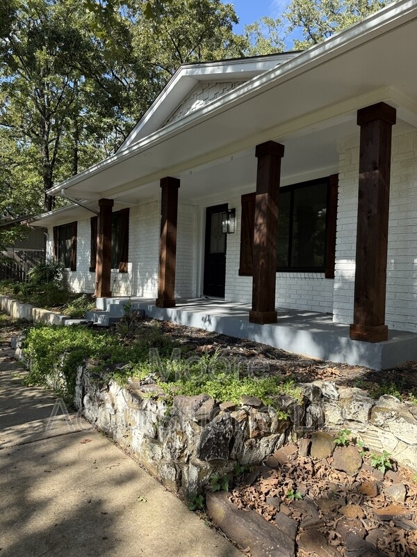 Primary Photo - 3601 Oakwood Dr