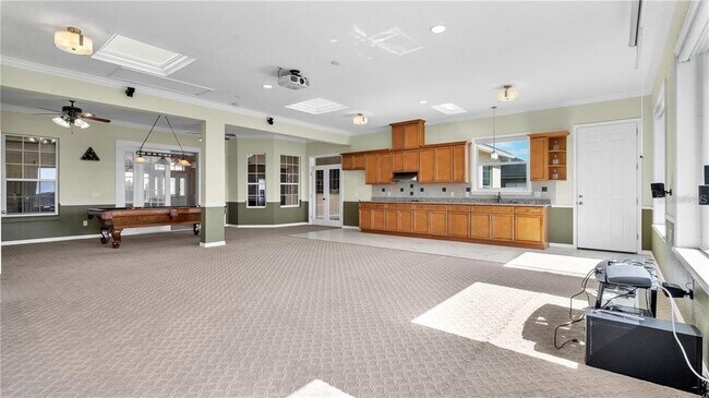 Building Photo - 2630 High Ridge Dr