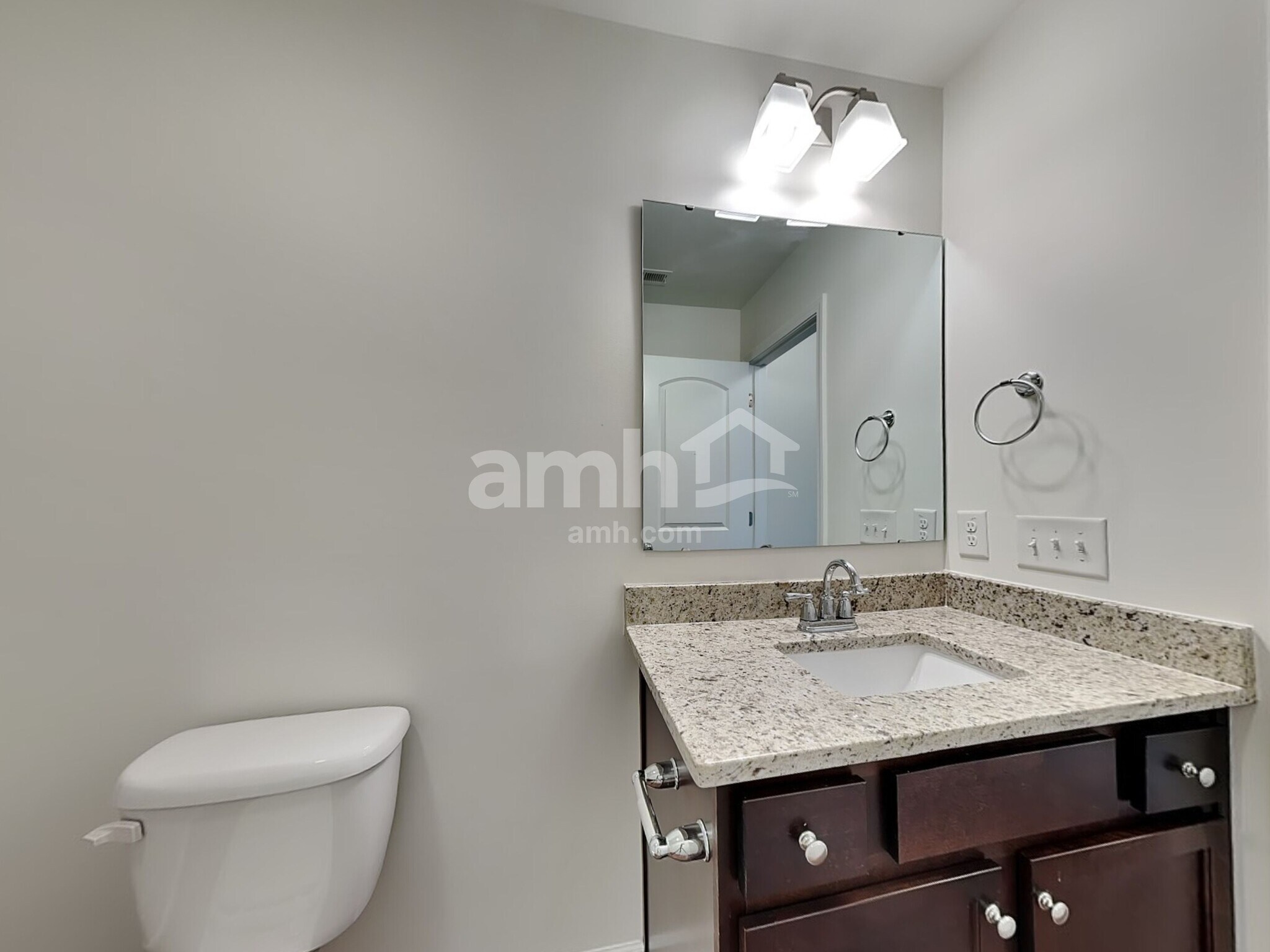 Building Photo - 5705 Oakgate Dr