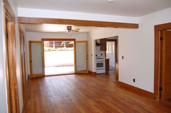 Building Photo - FIGUEROA