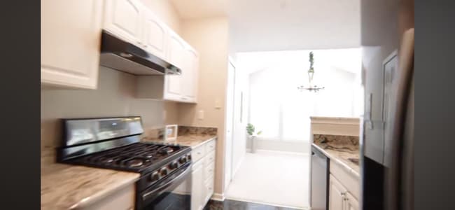 Building Photo - 2 Bedroom 2 Bathroom Condo