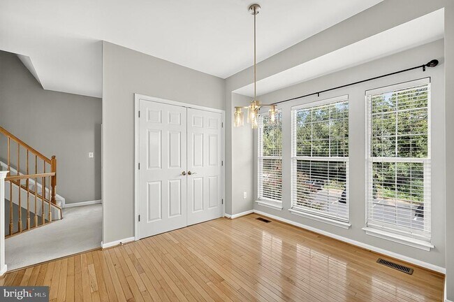 Building Photo - 8381 Millwood Dr