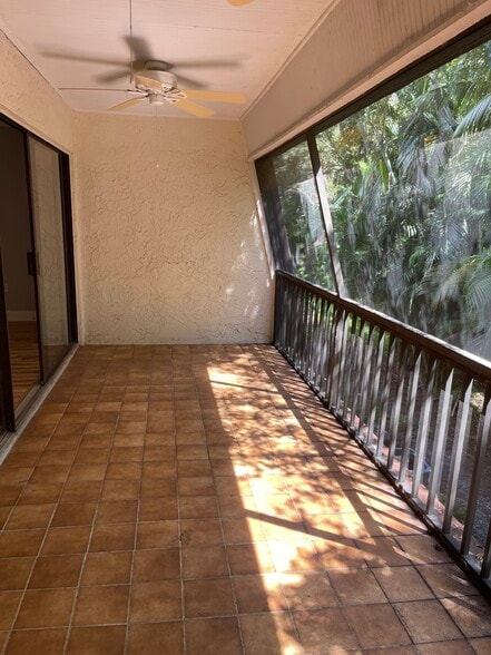 Building Photo - 4570 Ringwood Meadow