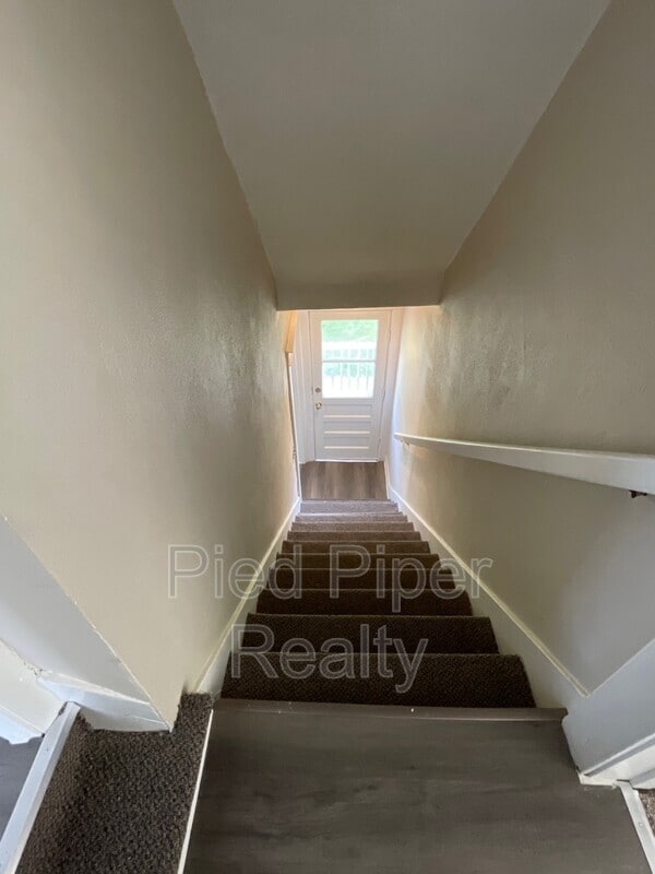 Building Photo - 1254 S Chicago Ave