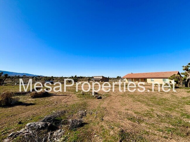 Building Photo - 6087 Elsinore Rd