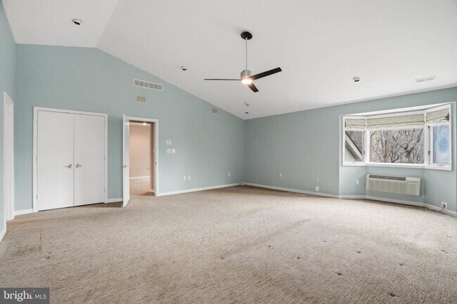 Building Photo - 6614 Corina Ct