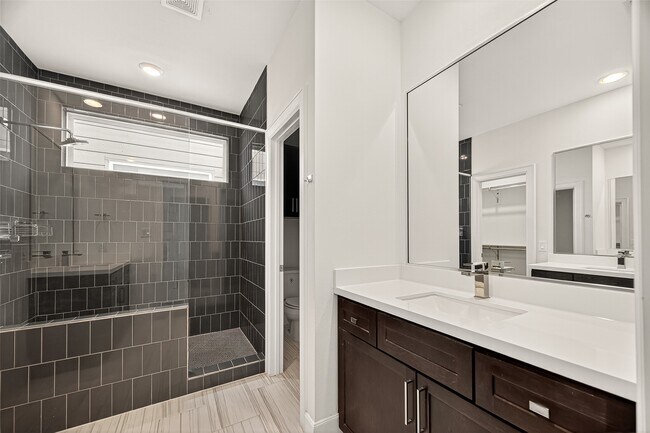 Building Photo - 1735 Eado Point Ln